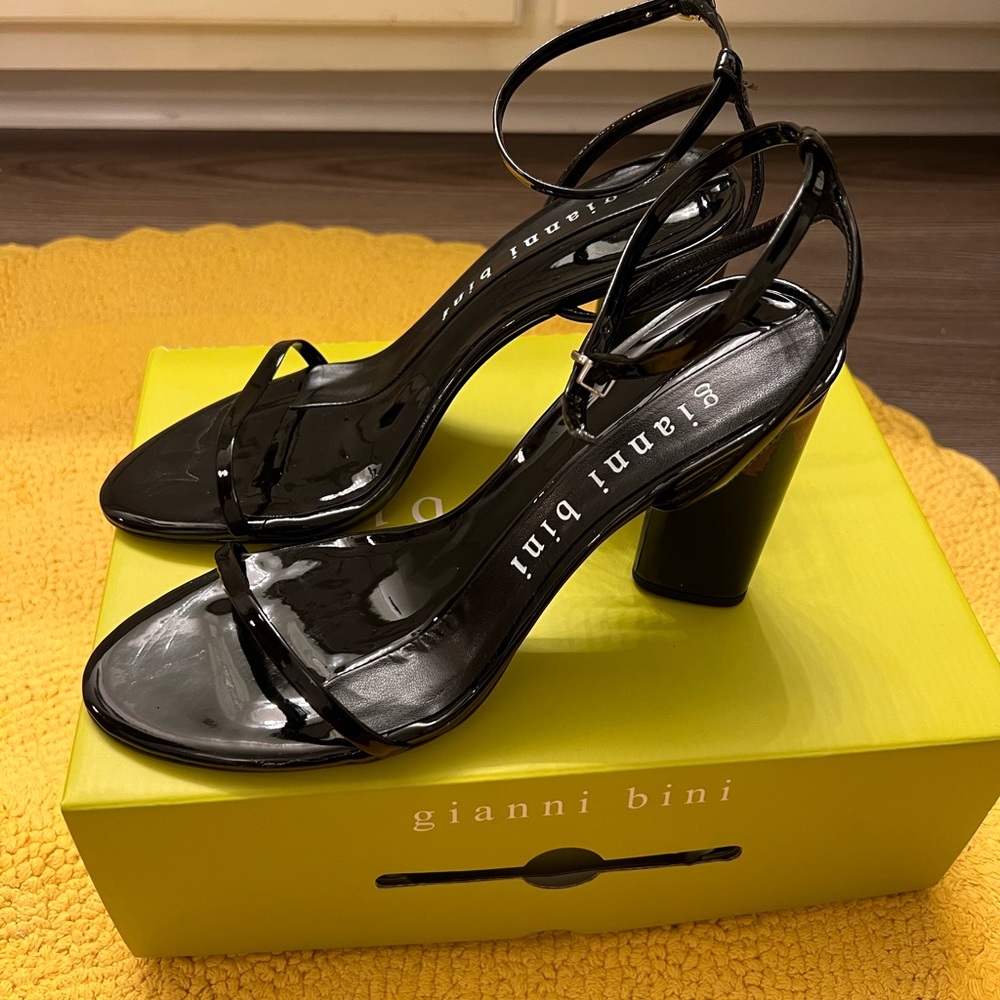 Gianni Bini Black Heel Sandals 8.5 8 1/2
